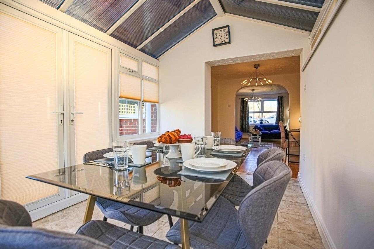 Cosy 3 Bed House To Bicester Outlet For Big Group By Platinum Key Properties Luaran gambar