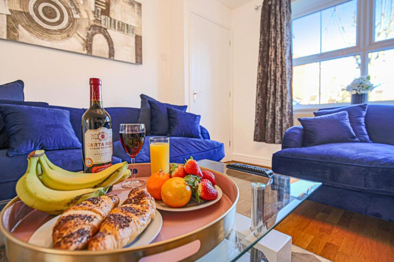 Cosy 3 Bed House To Bicester Outlet For Big Group By Platinum Key Properties Luaran gambar