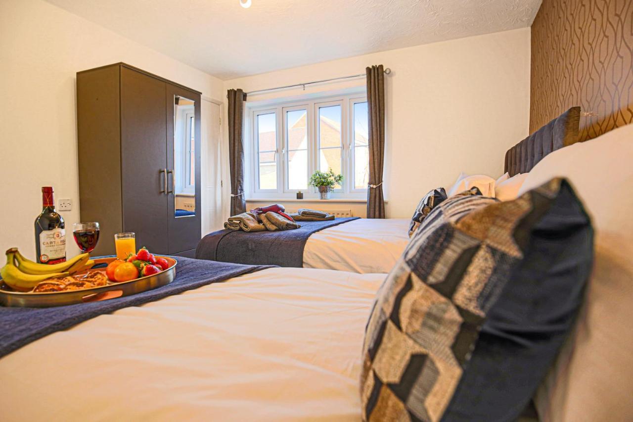 Cosy 3 Bed House To Bicester Outlet For Big Group By Platinum Key Properties Luaran gambar